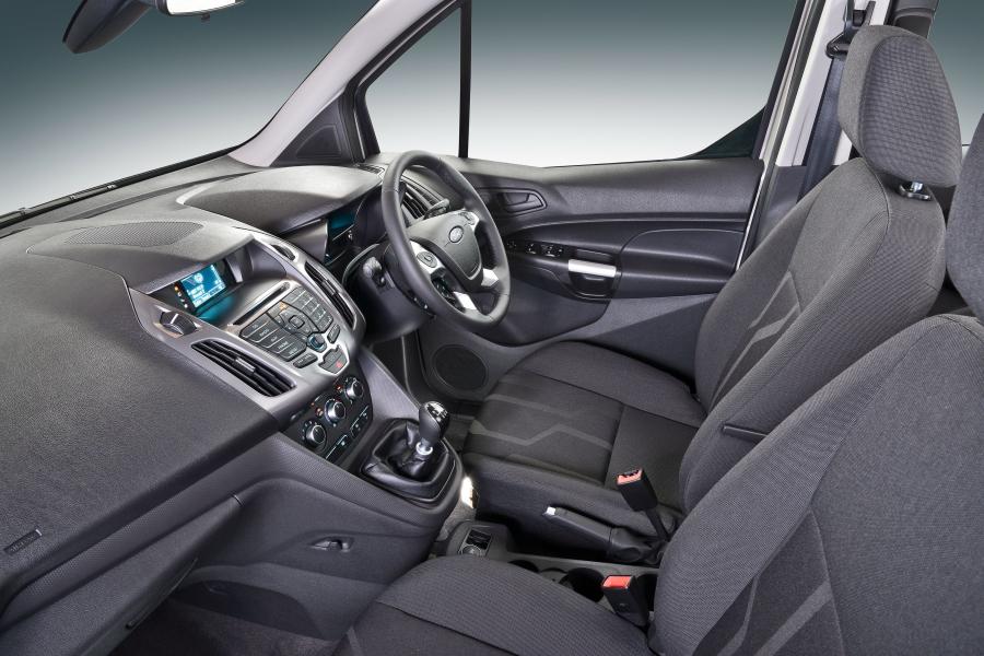  Ford Tourneo Connect 2015 года  (фото 15 из 20)